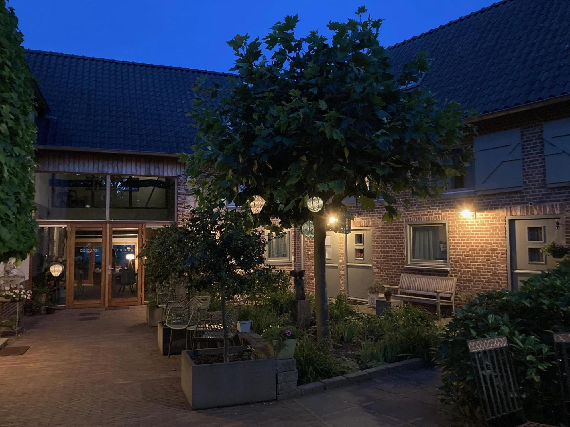 Dalauro Next Bed & Breakfast Eys Zewnętrze zdjęcie