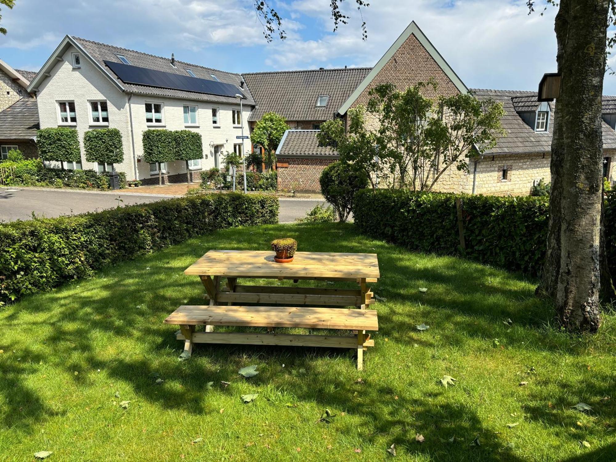 Dalauro Next Bed & Breakfast Eys Zewnętrze zdjęcie
